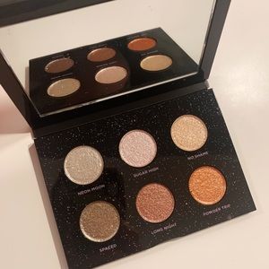URBAN DECAY - Party Favor Eyeshadow Palette